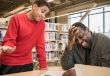 Uko Waba Umukozi w’Uburezi: Inzira Yuzuye yo Gukurikiza